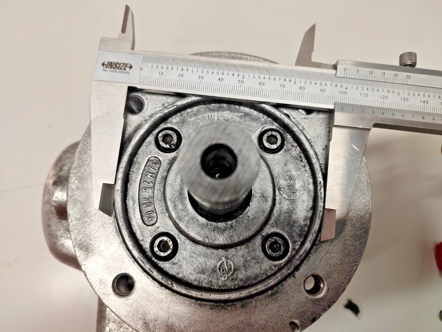 Vickers GMC4-40-E3F 11-L Hydraulic Gear Motor