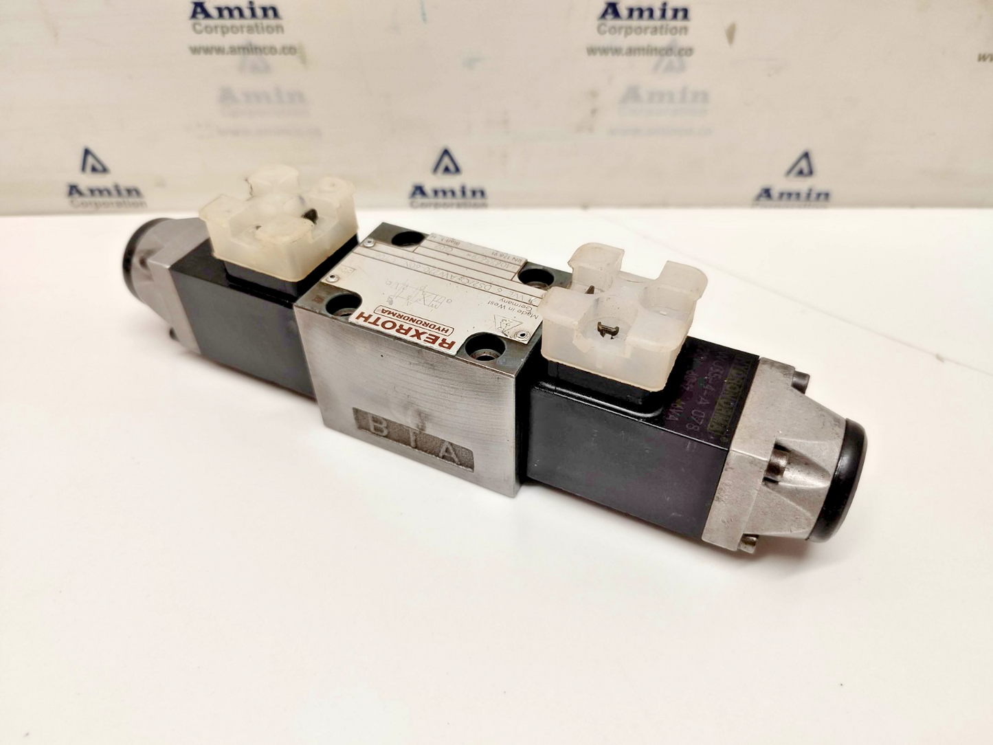 Rexroth 4WE6D52/OFAW220-60NZ4/T06 Directional Control Valve