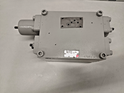 Beringer RD797433, 5114-723 14 Hydraulic Valve Block - NEW