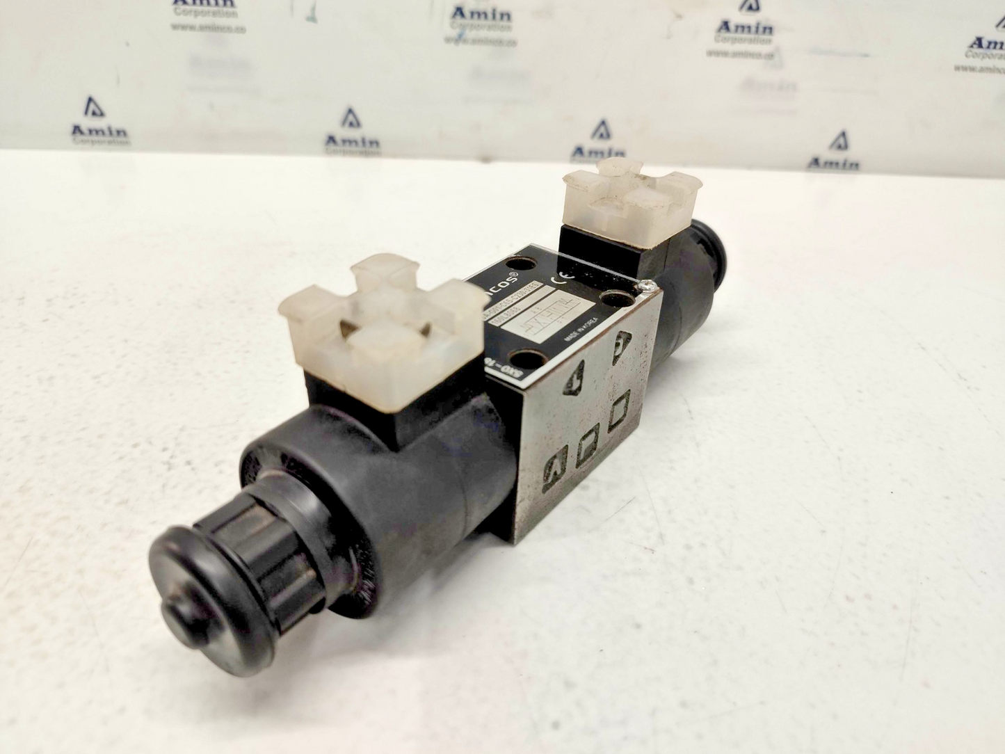 Damcos SA-G01-C6S-C230-31ES 160L8068 Directional control valve - NEW #3