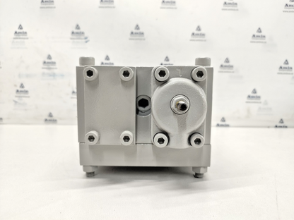 Beringer RD797433, 5114-723 14 Hydraulic Valve Block - NEW
