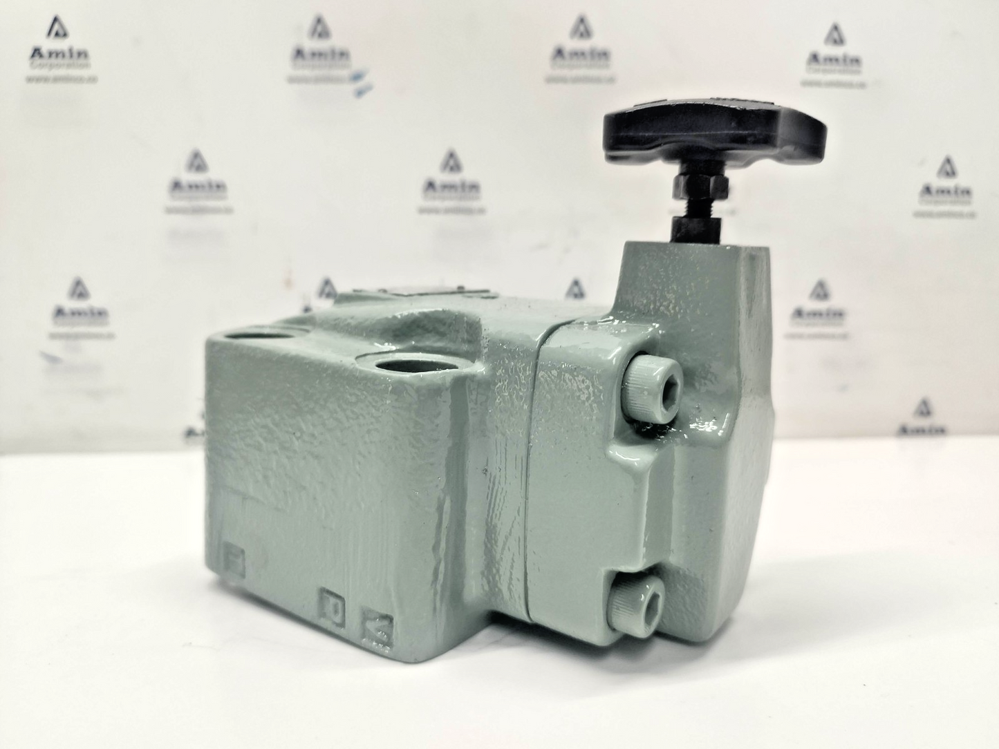 Nachi Fujikoshi R-G10-3-20 Pressure Relief Valve, Range: 35-210 Bar - NEW