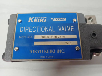 Tokyo Keiki Tokimec DG17S4-016N-JA-25 Directional control valve - NEW