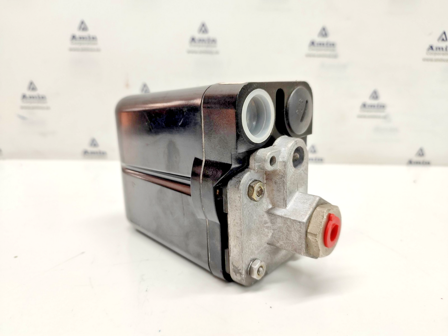 Condor MDR53/8 Pressure Switch AC-15, 4A, 250V, 5-8 bar - NEW