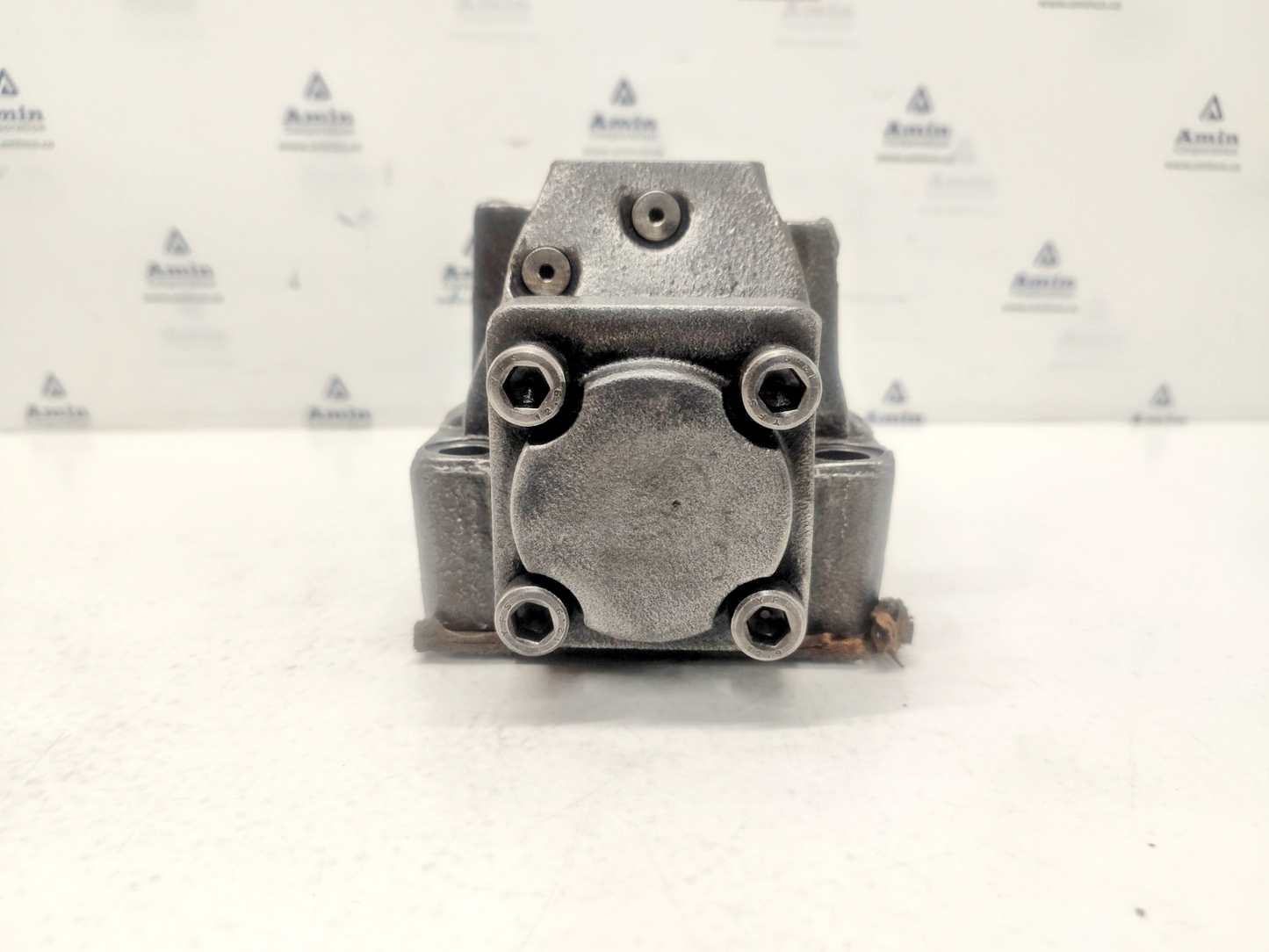 Vickers DG5S-8-2C-T-M-X1-ER4-30 Directional control Valve - NEW #2