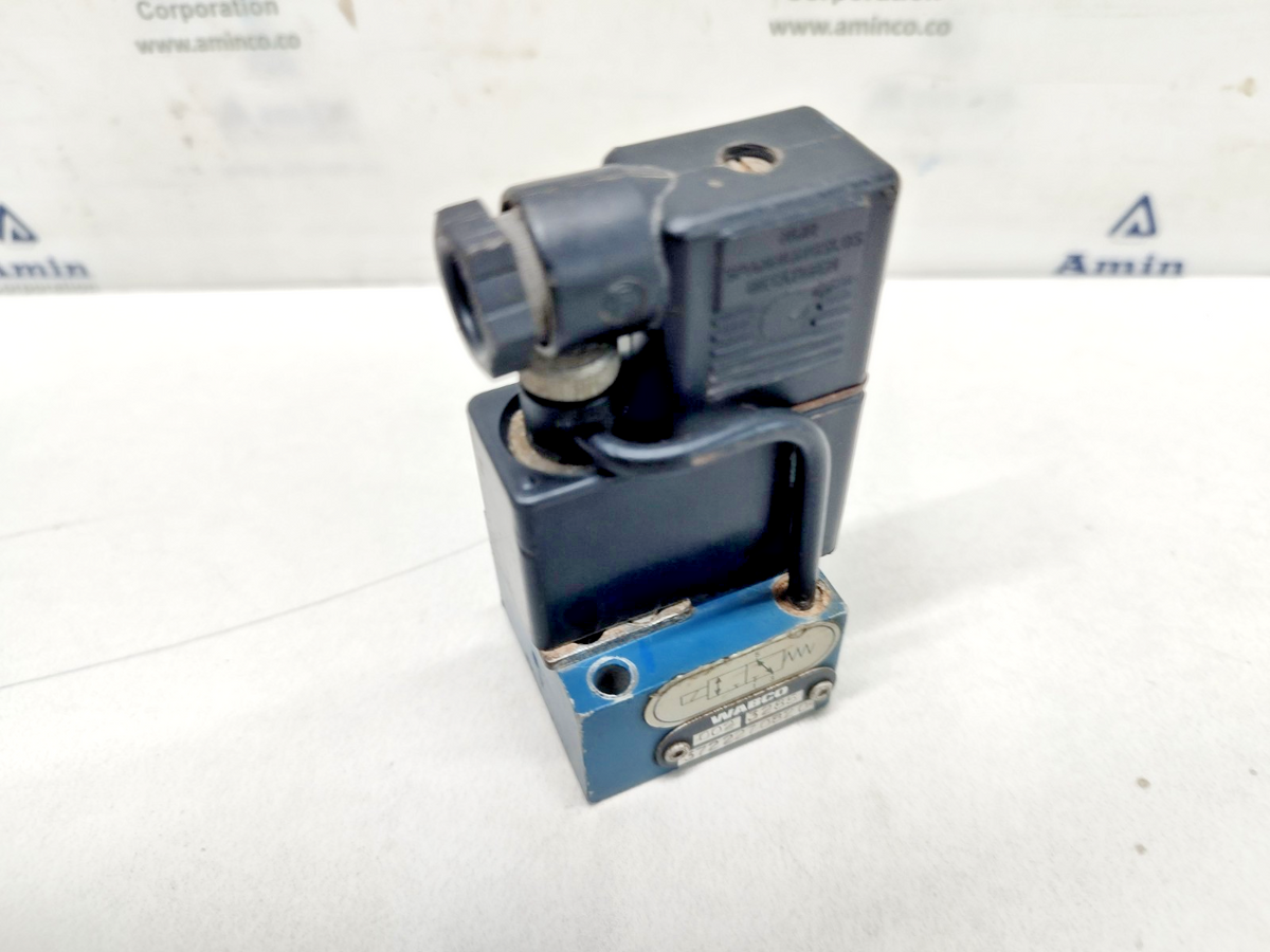 Wabco 3722270820 Pneumatic Solenoid Valve - NEW