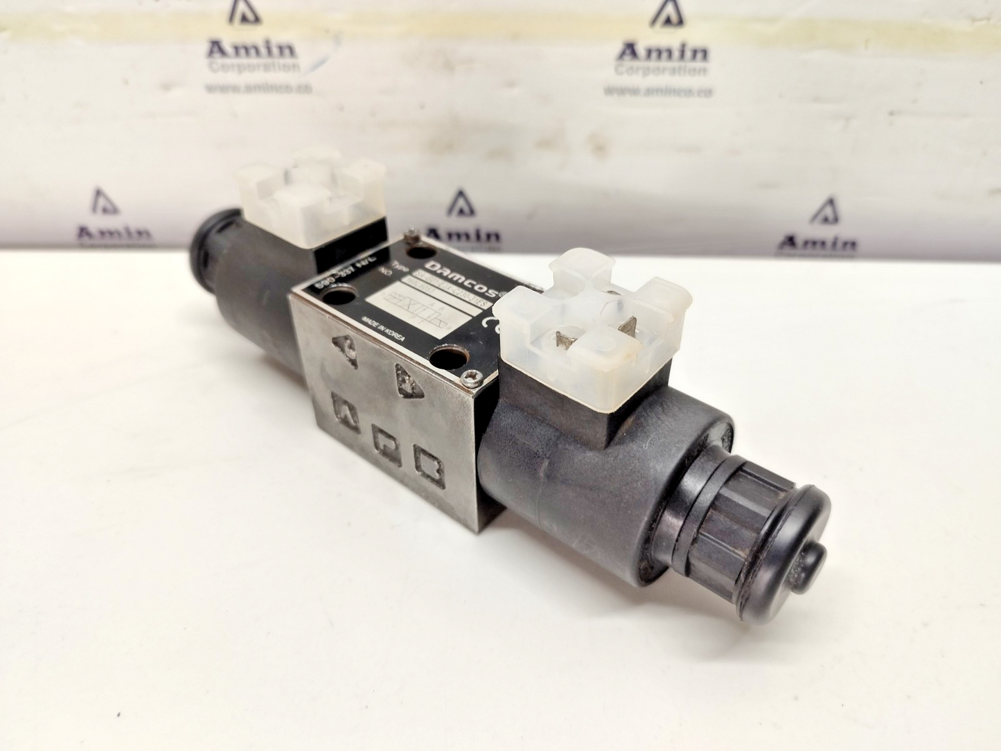 Damcos SA-G01-E3X-C230-31ES Directional control valve #2