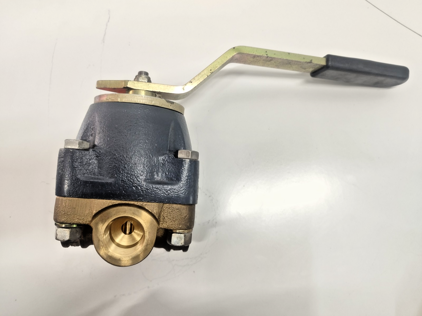 Barksdale 205R6WC3 Heavy Duty Valve 6000 psi port size: 1'' NPT - NEW