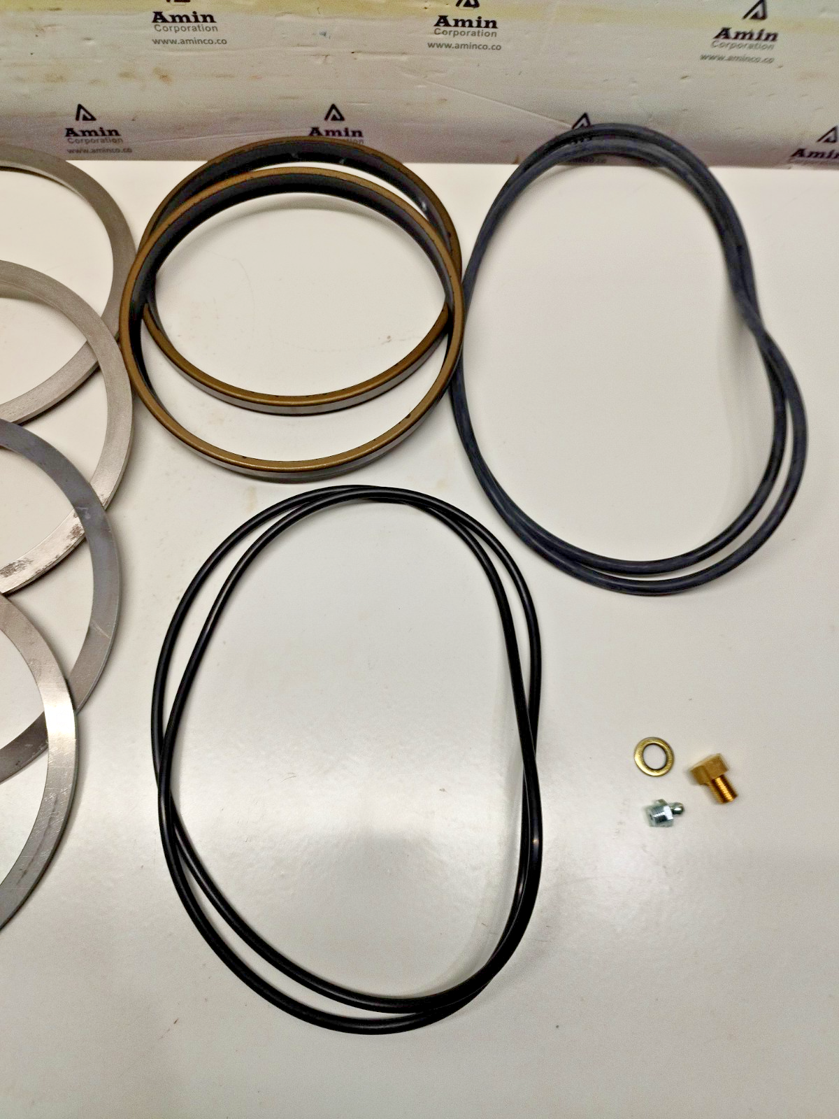 Rolls-Royce Shaft seal set for M6300 Motor - NEW