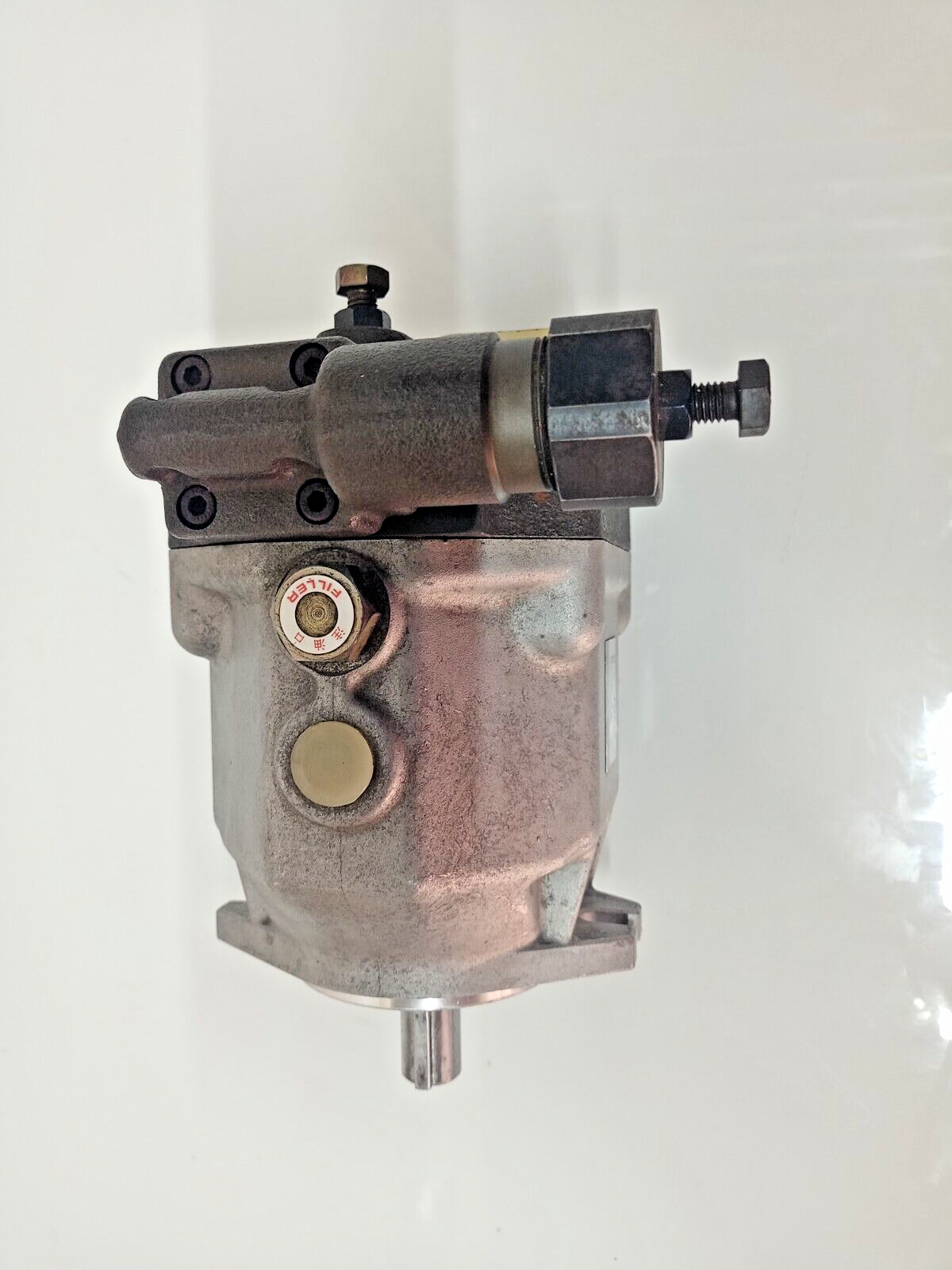 YUKEN AR16-FR01B-20 Variable Piston Pump with Mounting bracket - New
