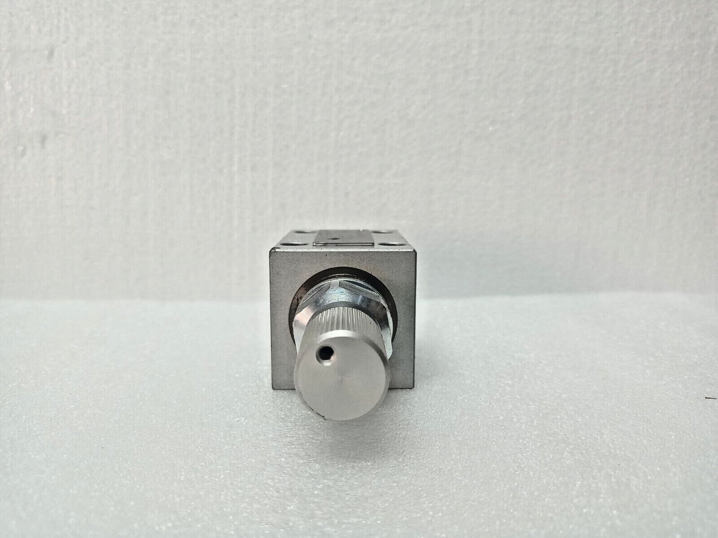 Wandfluh QZDFA06-A/B-16 3-way Flow control valve pressure: 350 bar - NEW