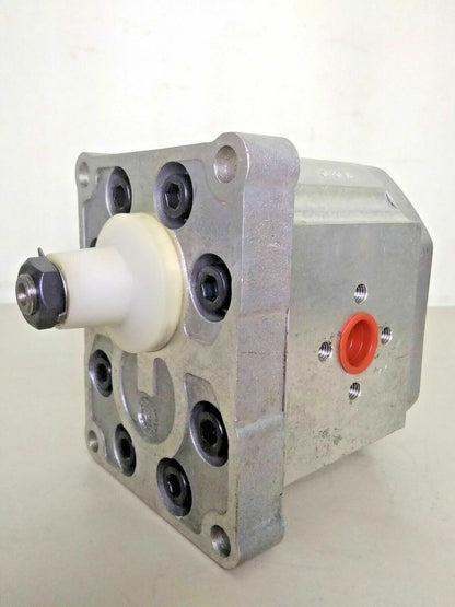 Sauer Danfoss SNP3/22 D C001 Hydraulic Gear Pump - NEW
