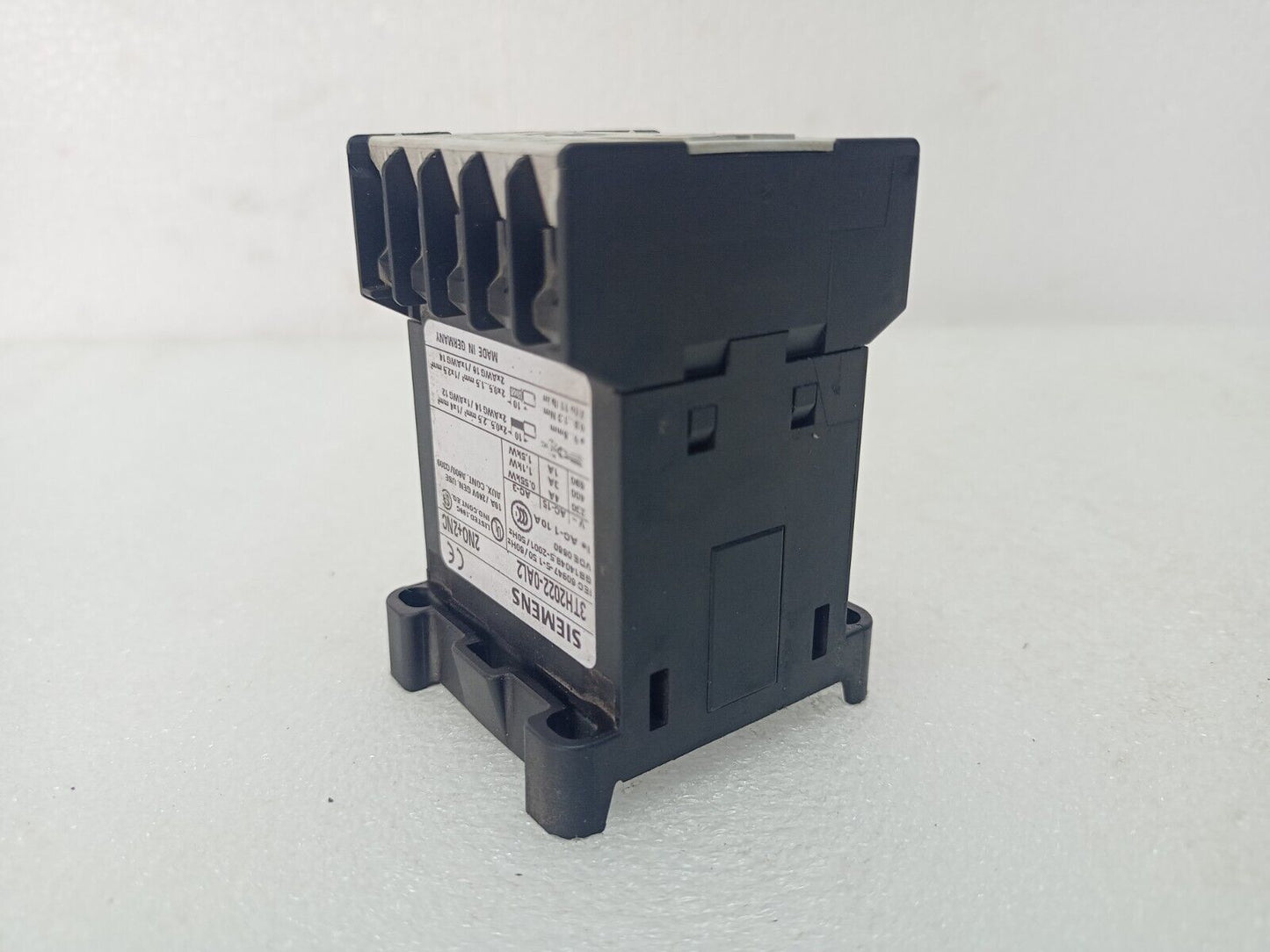 Siemens 3TH2022-0AL2 Contactor relay