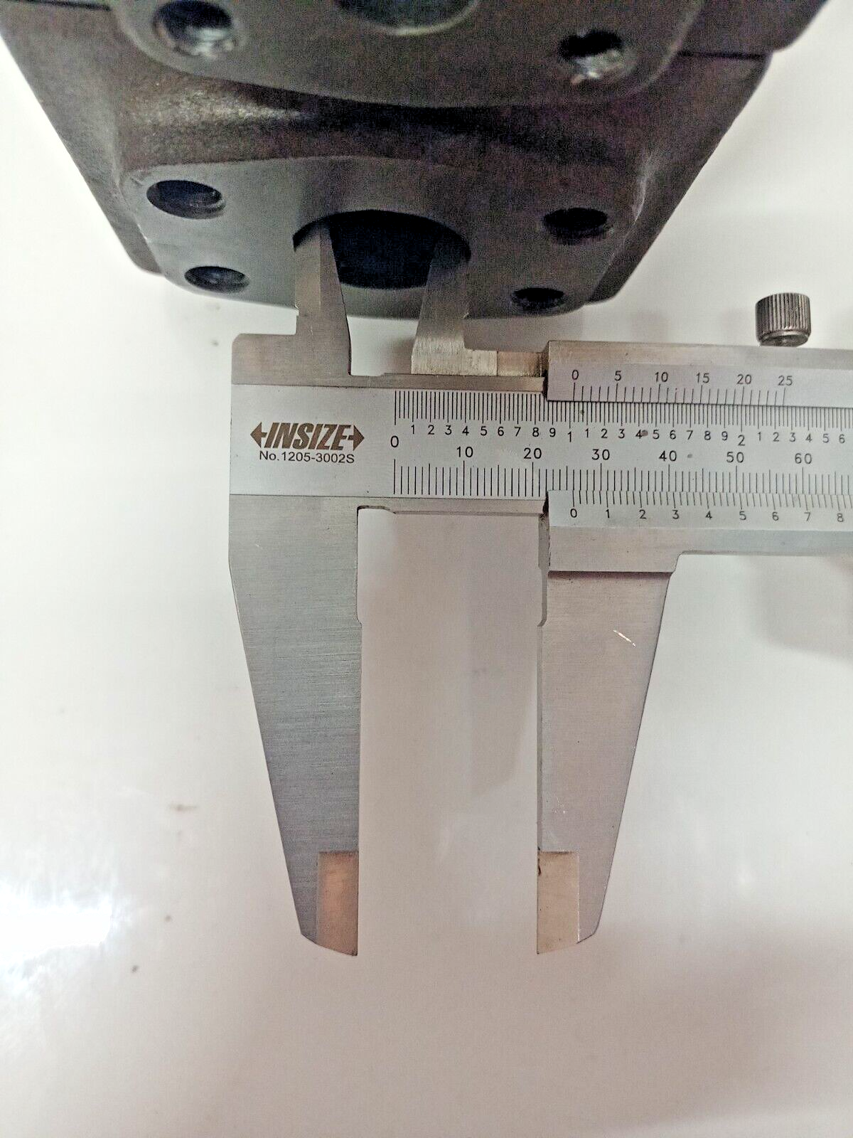 YUKEN PV2R1-14-F-RAA-43 Hydraulic Vane pump - New