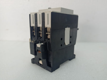 Siemens 3TF4422-0A Contactor 66A 600VAC