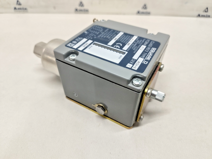 SQUARE D Class: 9012 ACW-8 Form: M12 Ser.: C Pressure Switch - NEW