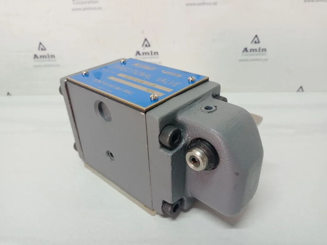 Tokyo Keiki Tokimec DG17S4-016N-JA-25 Directional control valve - NEW