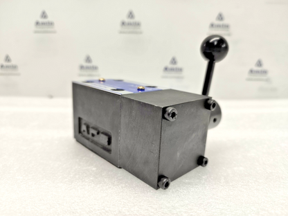 Yuken DMG-01-3C4-1038 Directional Control Valve - NEW #3