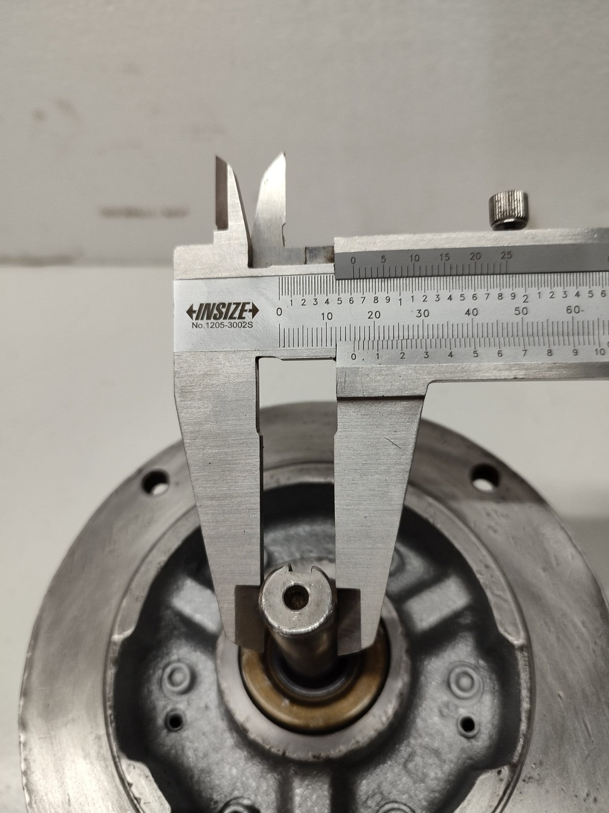 Gast 4AM-NRV-50C  Air motor, 1.7HP/1.25KW, 78 cfm, 3000rpm, 7bar/100psi - NEW