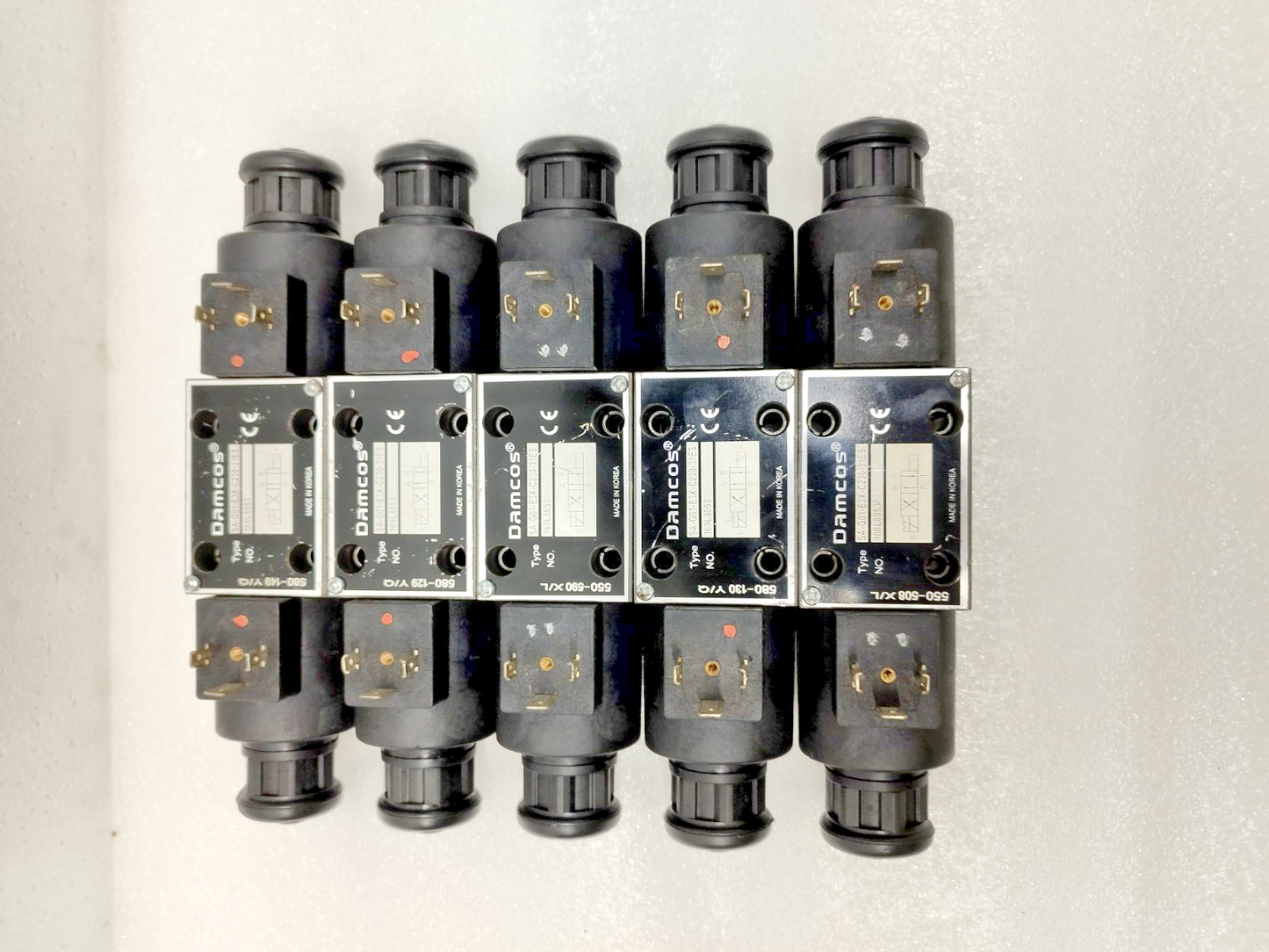 Damcos SA-G01-E3X-C230-31ES Directional control valve 160L8053 - NEW #3
