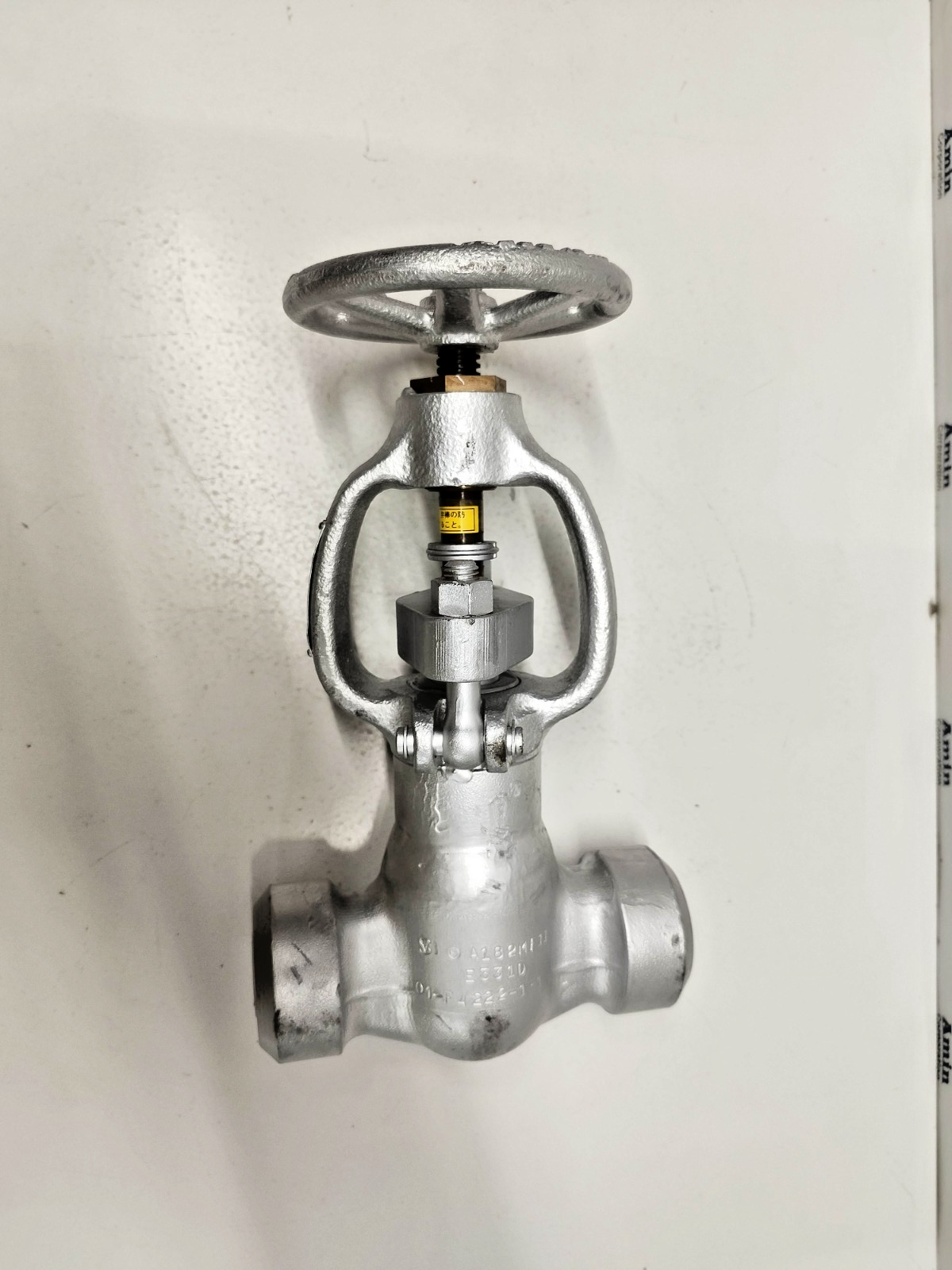 OKANO VALVE V-SH107 Type: 11009 Globe Valve 20mm Class 1500, 258.6 bar - NEW