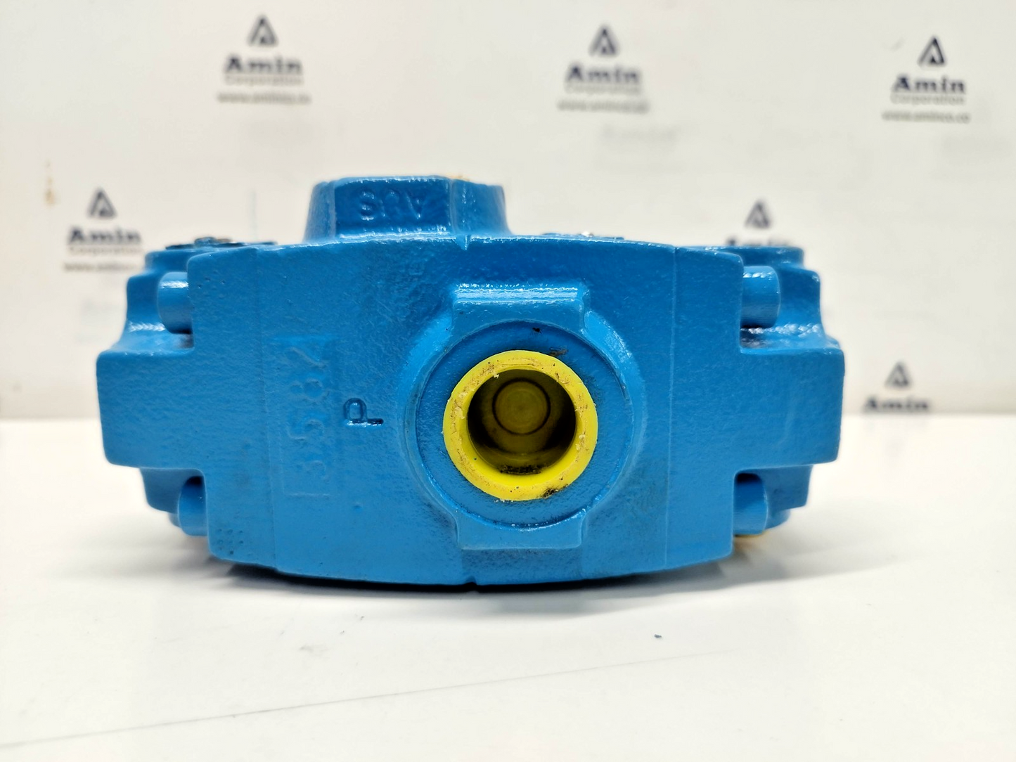 Sperry Vickers 4CT-06-A-20UB Pilot Operated Check Valve - Refurbished