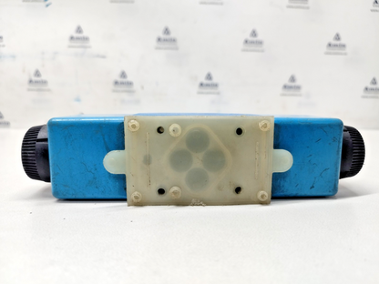 Eaton Vickers DG4V 3S 2C M U D5 60 Directional Control valve - NEW