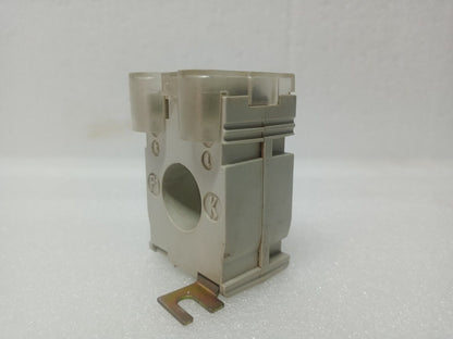 Schneider electric 16505 current transformer 150/5A