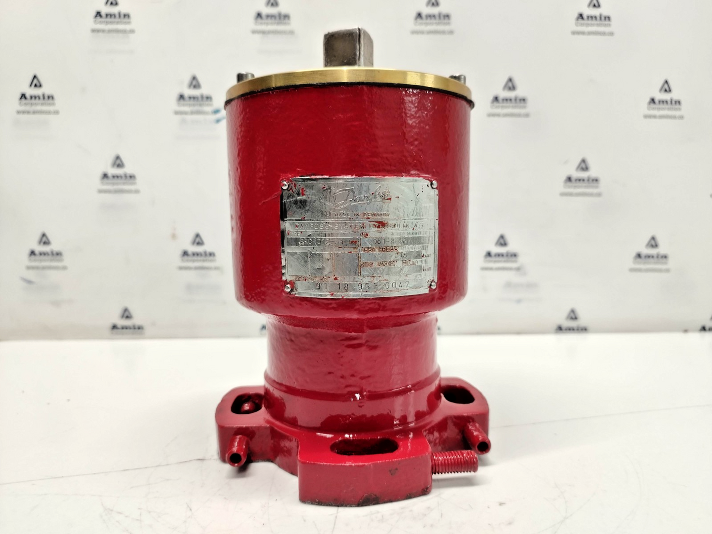 Danfoss BRC 012 A1 051-4252 Hydraulic Double-Acting Rotary Actuator - Tested