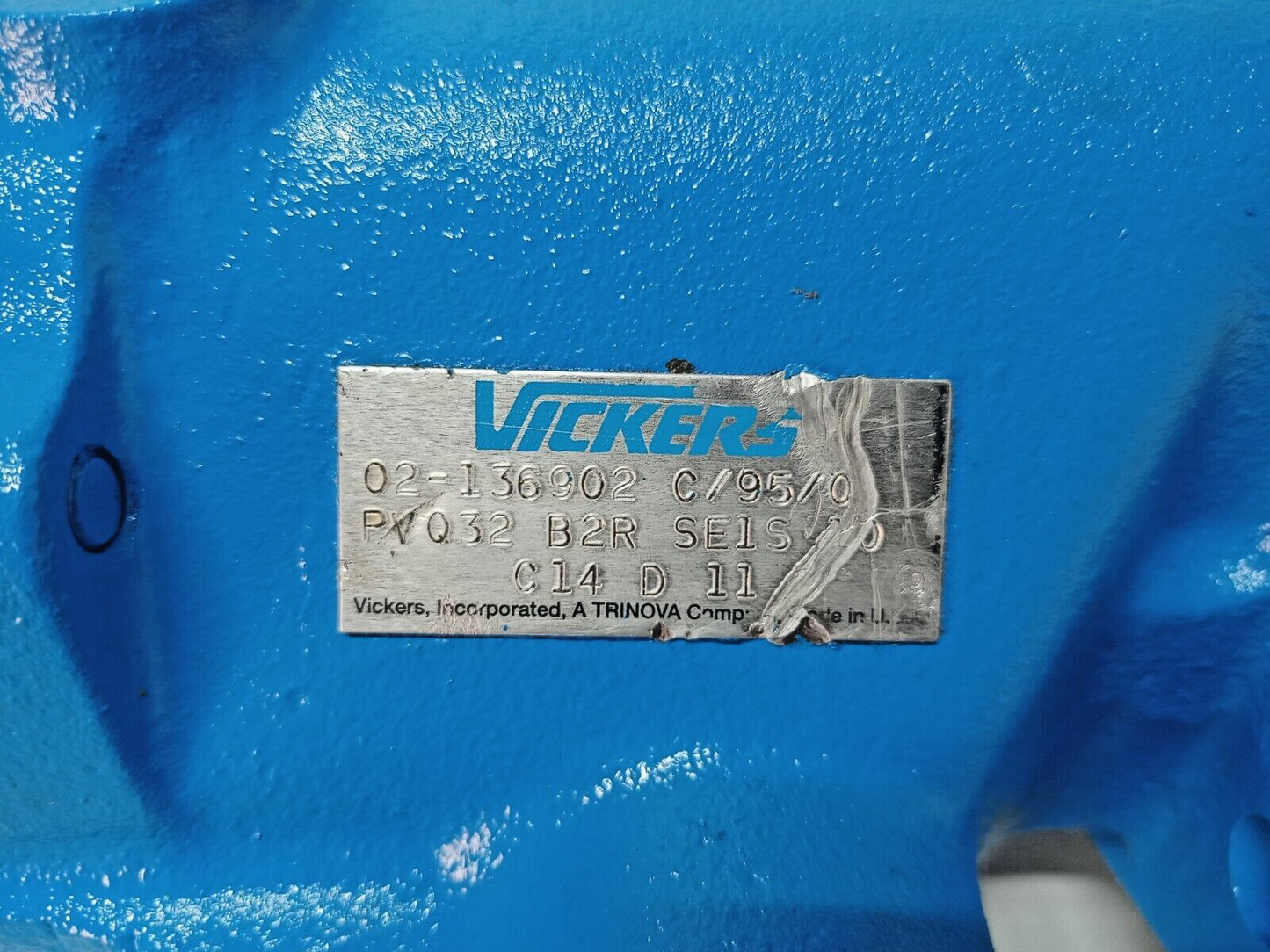 Vickers PVQ32 B2R SE1S 10 C14 D 11 Part no.: 02-136902 Piston pump