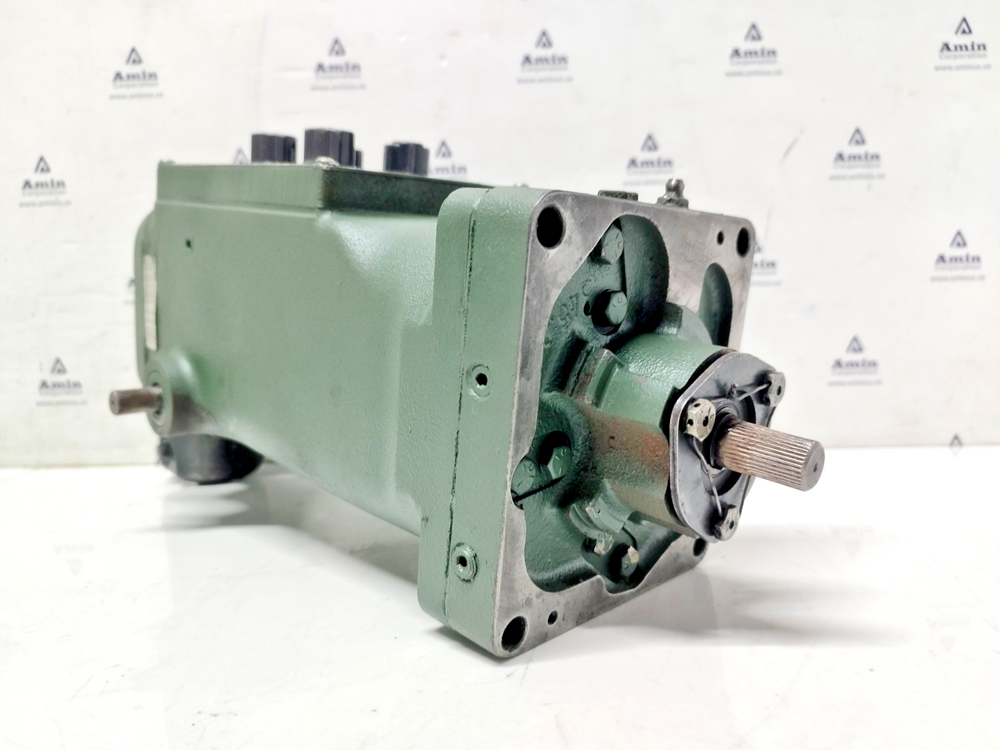 Woodward UG-8 Governor part No. : 8526-553 RPM: 500-1200 - TESTED