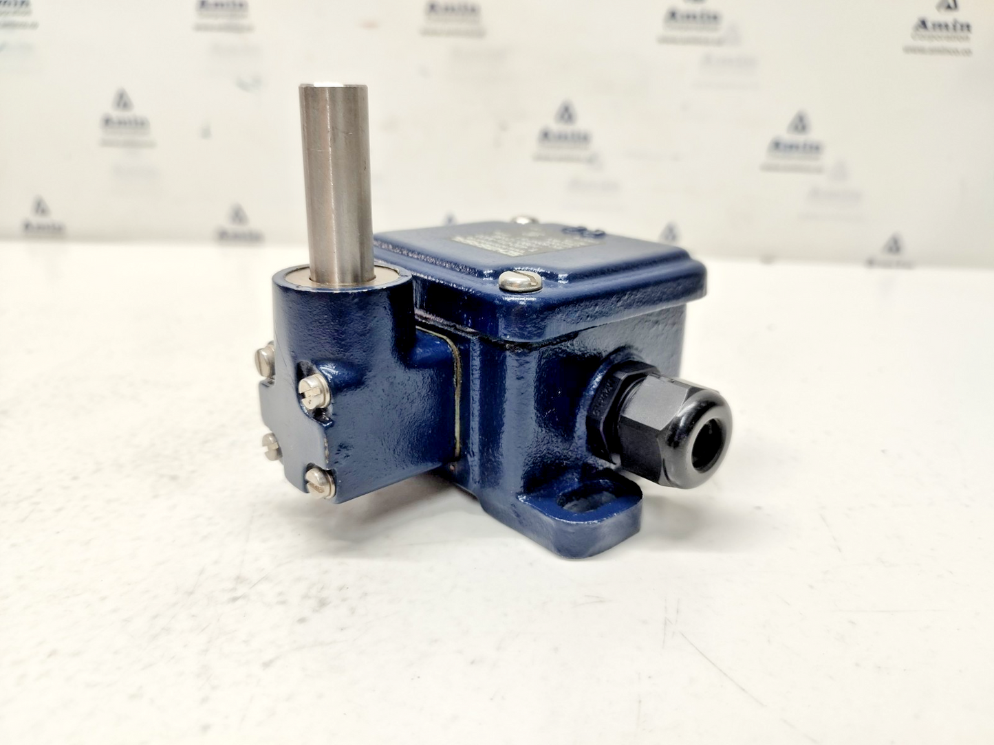 Schmersal T.422-01y-M20-1090/2186 Limit Switch AC-15, Ui500V, Uimp 6kV - NEW