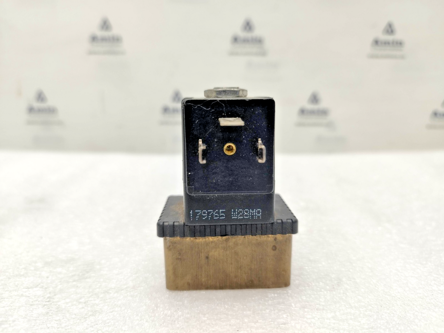 Tamrotor Marine Compressor TMC NT0439 3-Way Solenoid Valve - NEW