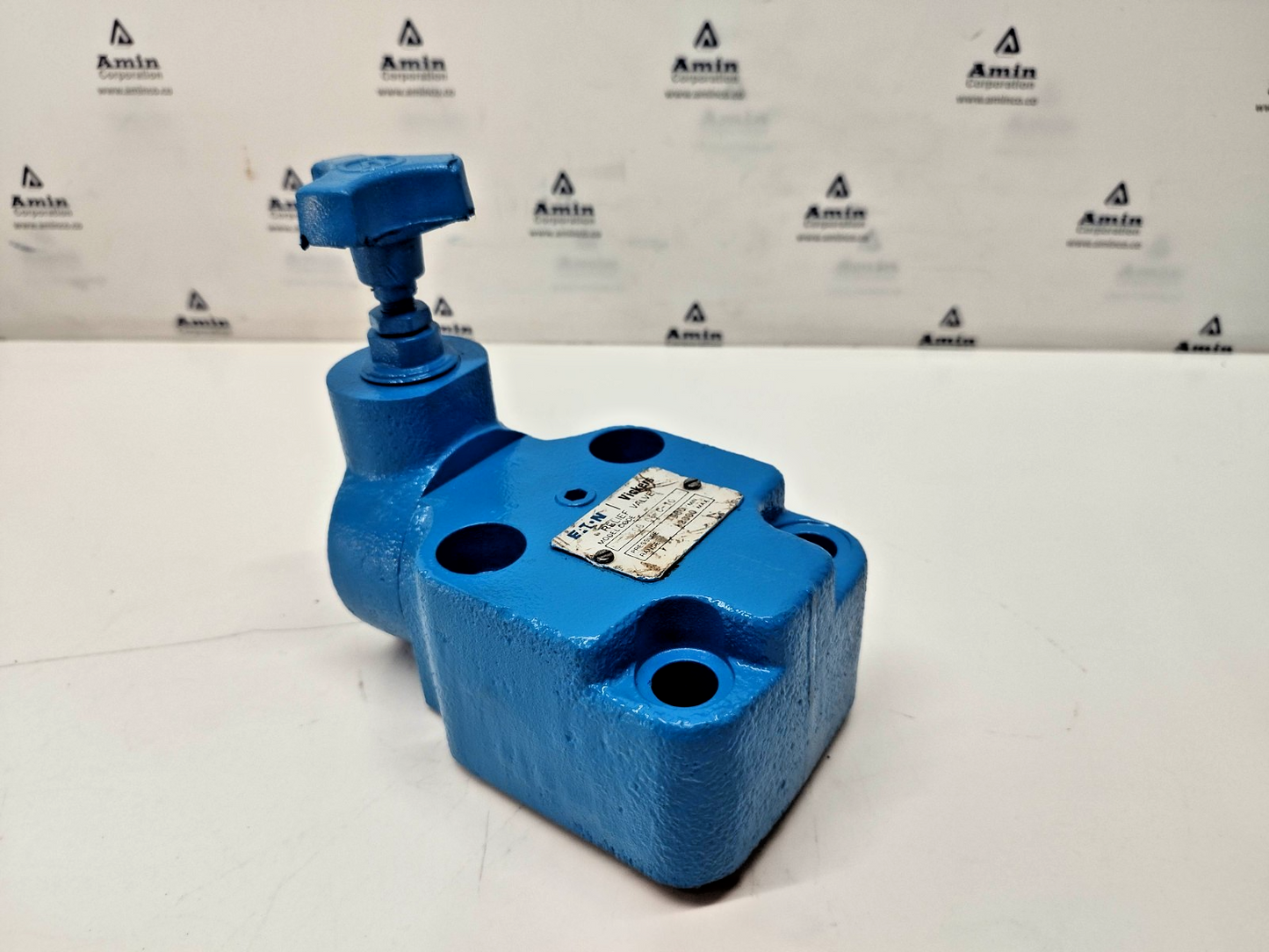 Eaton Vickers CG-06-C-10 Pressure Relief Valve CG06C10 Range: 500-2000psi