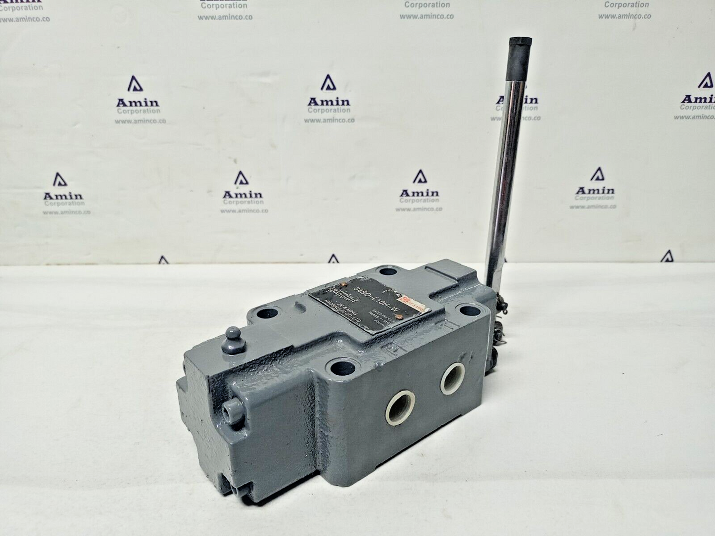 JIE&MING 34SO-L10H-W Hydraulic Directional control valve - NEW