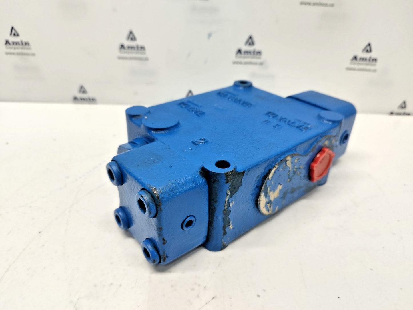 Uchida Hydraulics RDF 0-06T-B-123 L-91 Hydraulic Valve - NEW