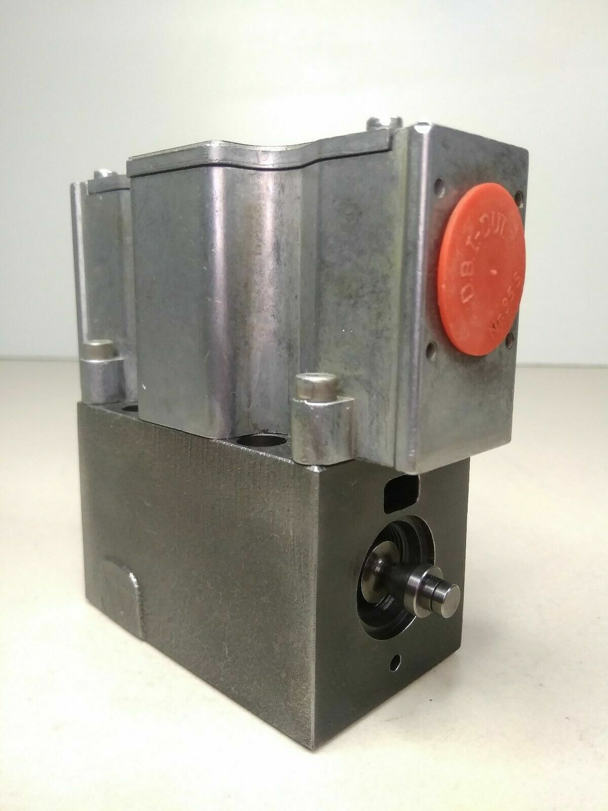 Denison Hydraulics A4D01 3151 0201 B1G0Q 81 Hydraulic Valve - NEW