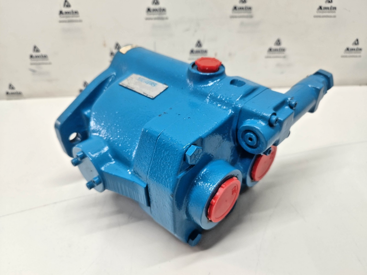 Vickers PVB15 LSY 41 C12 Hydraulic Piston Pump - Pressure tested