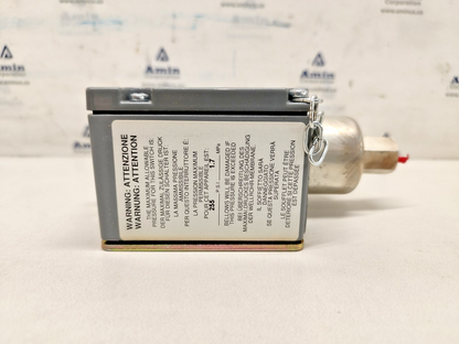 SQUARE D Class: 9012 ACW-1 Form: M12 Ser.: C Pressure Switch - NEW