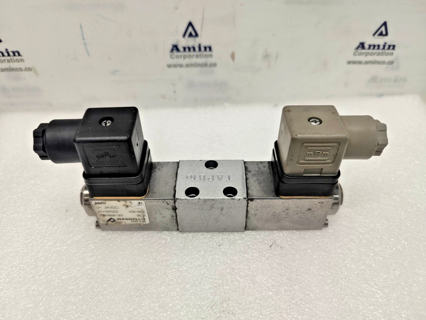 Wandfluh BS4D32-XX-S1533 Solenoid Valve 250bar max, 24VDC