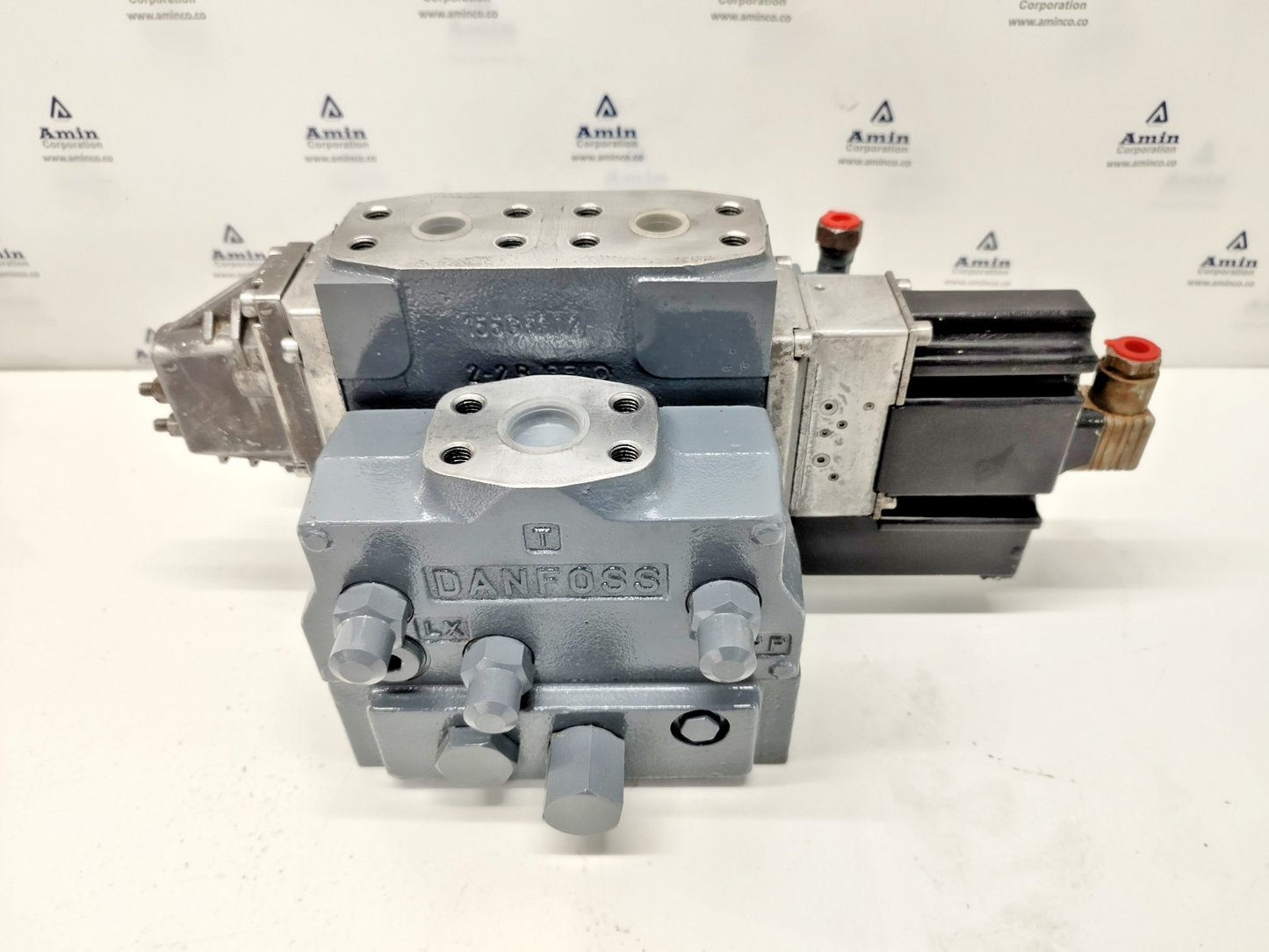 Danfoss PVG 120 Proportional valve #2