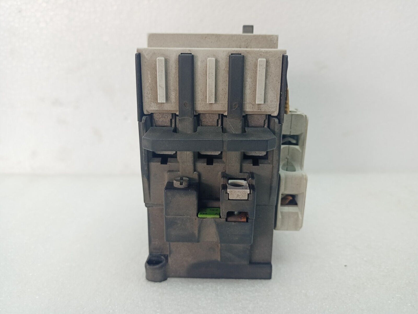 Siemens 3TF4422-0A Contactor 66A 600VAC