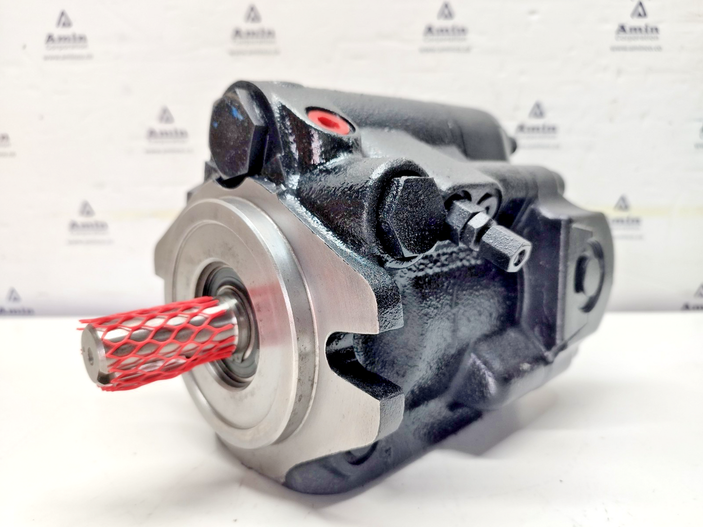 Parker PAVC 33 L223 Variable volume Piston pump PAVC33L223, 3000PSI Max. - NEW