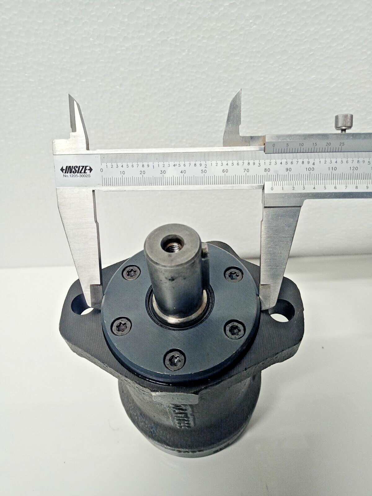 Danfoss OMR-100 Hydraulic motor 151-0212-5 - NEW