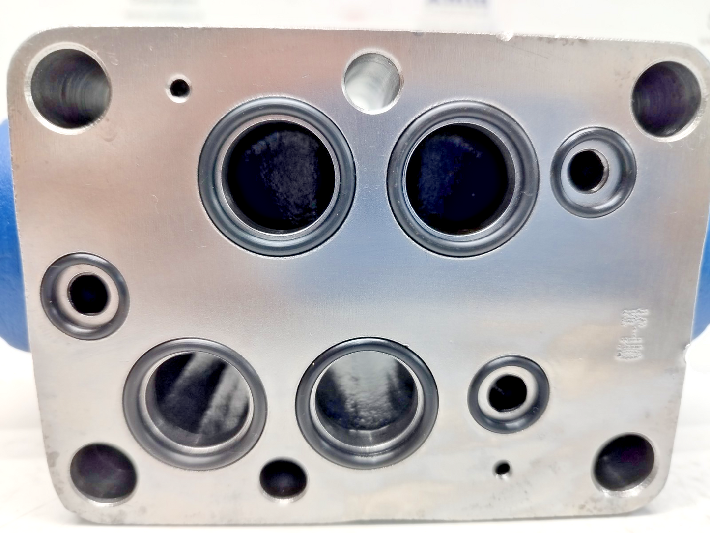 Huade Hydraulics Z2S 16-30B Pilot operated Check valve - NEW