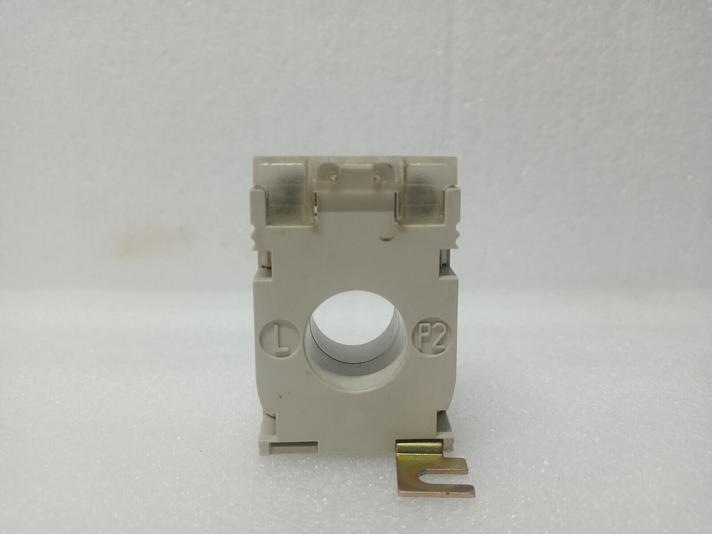 Schneider electric 16505 current transformer 150/5A