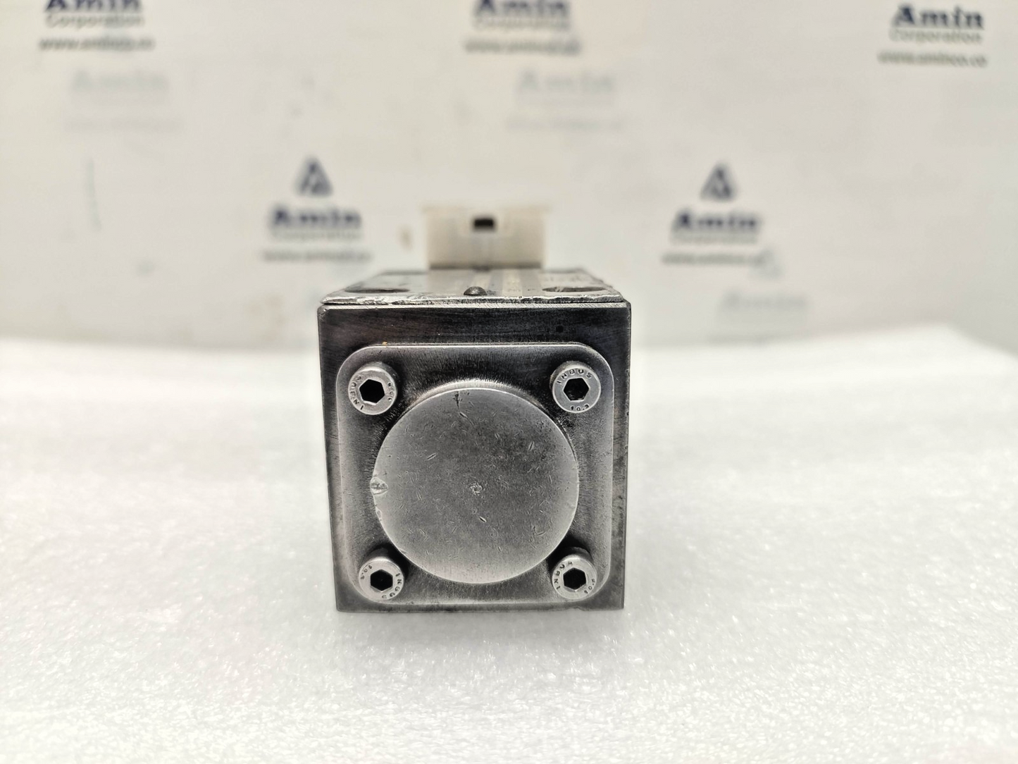 Bosch 0810 090 107, 081WV06P1N11QWS024/00A0 Directional Control Valve