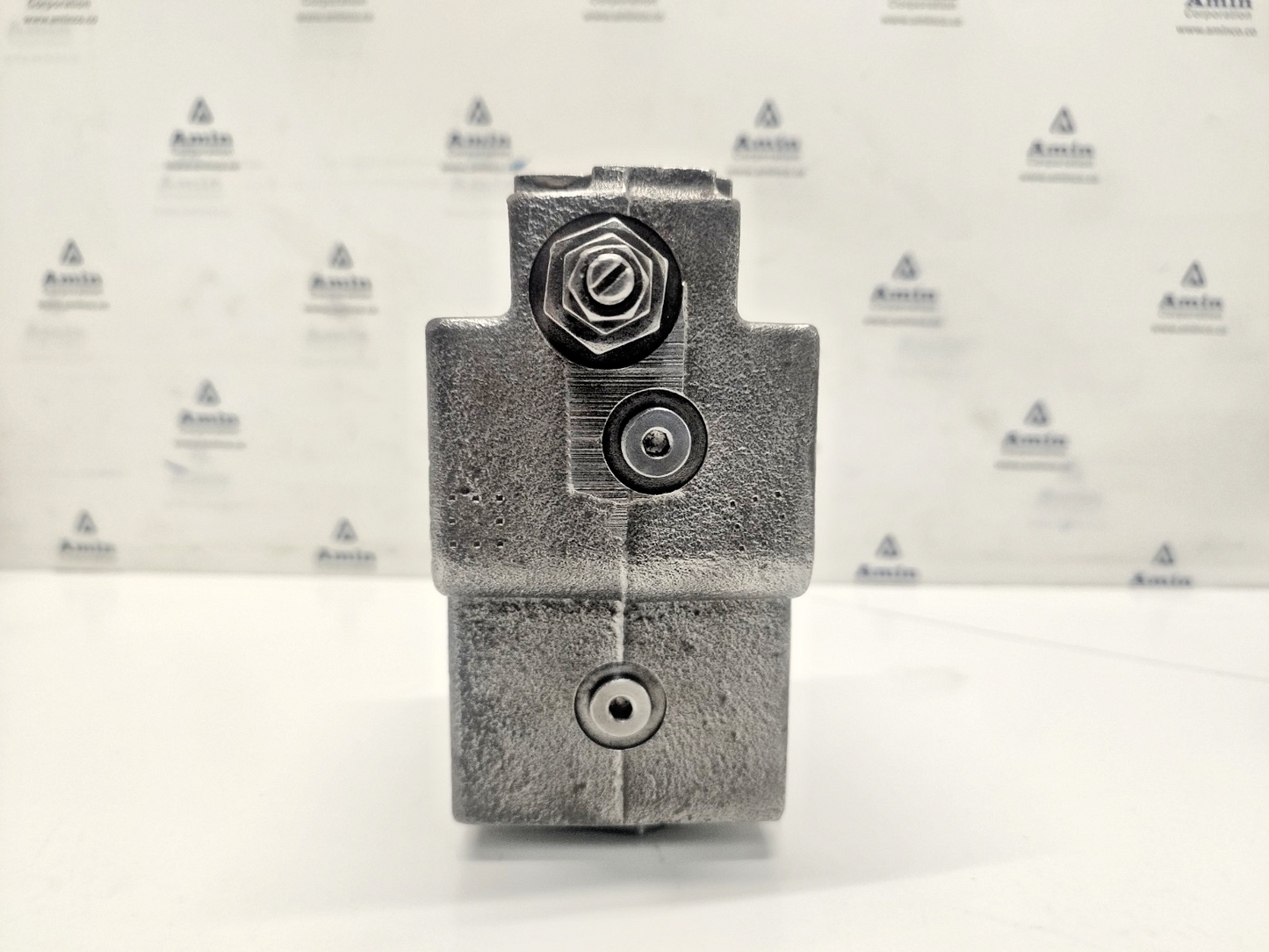 Parker R25S07S4SN Hydraulic Pressure Control Valve - NEW