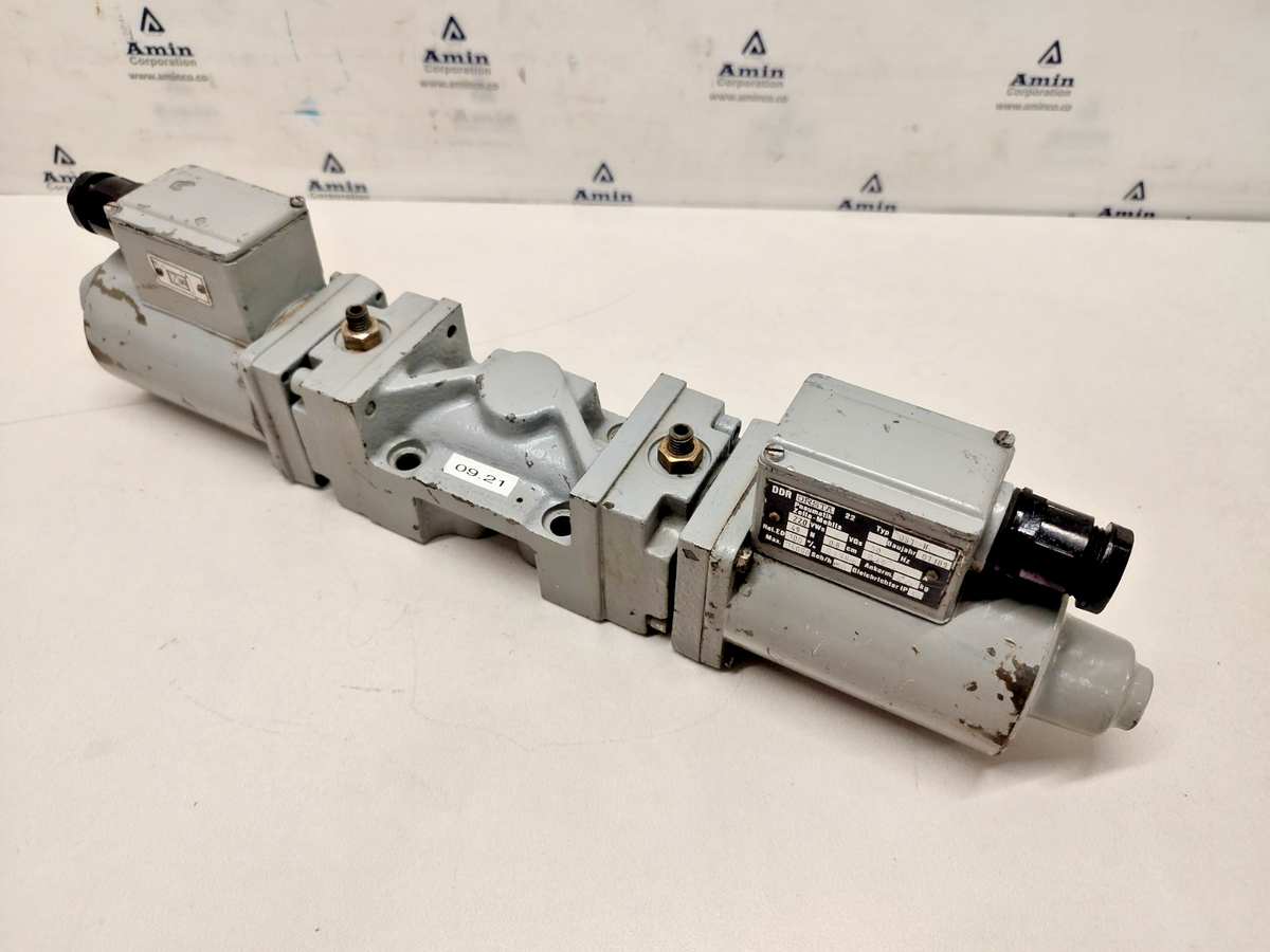 Orsta DDR07 TGL 10919 Directional control valve - NEW