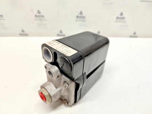 Condor MDR53/8 Pressure Switch AC-15, 4A, 250V, 5-8 bar - NEW